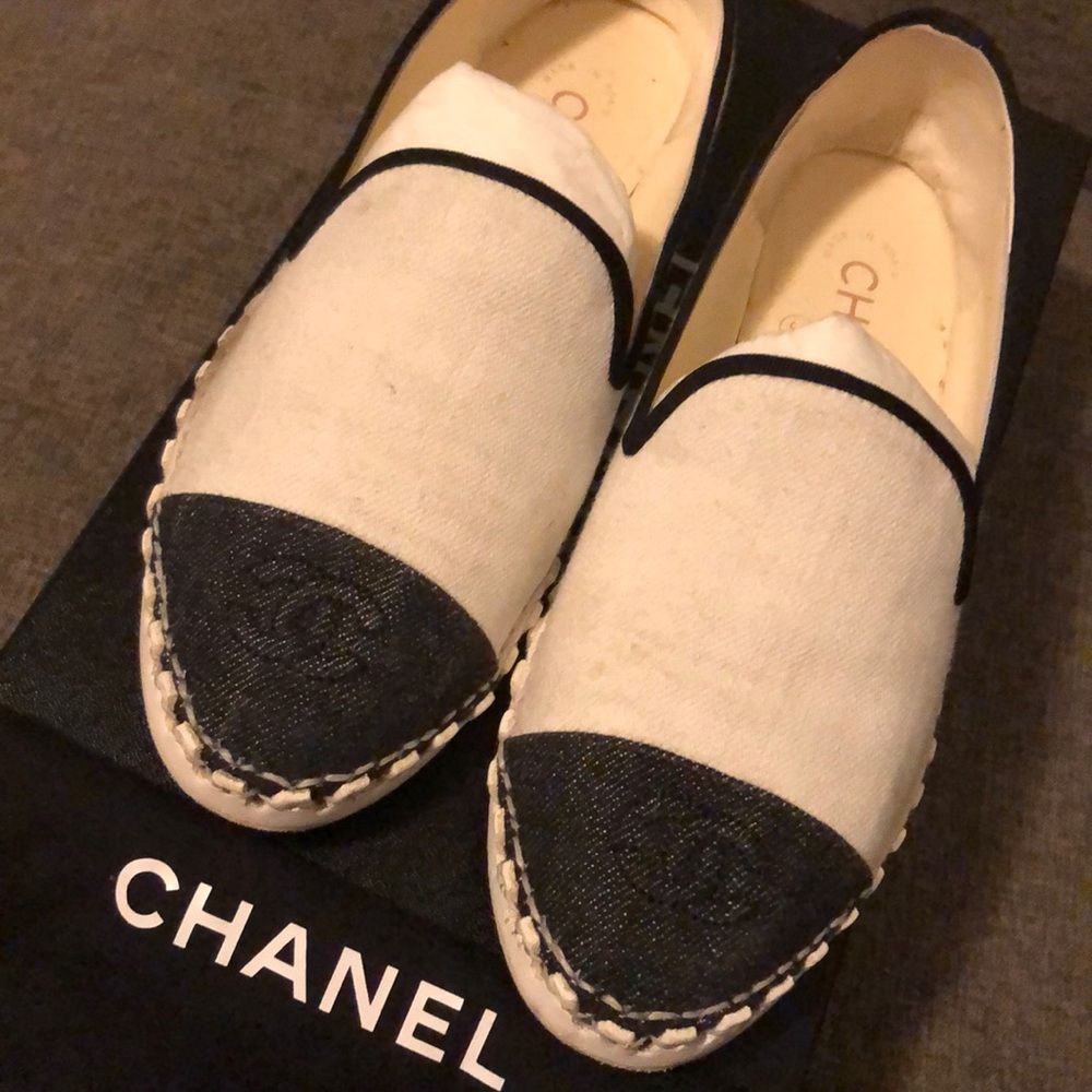 Authentic Chanel Mocassins Loafers
